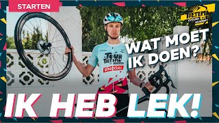 HOE VERVANG JE EEN FIETSBAND LEKKE BAND Tietema Cycling Academy [upl. by Ahsiatal]