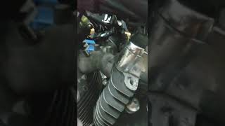 Harley Davidson Road King Fuel Injector removal 2002 PE [upl. by Weinstock]