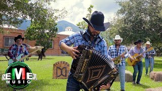 Kikin y Los Astros  El Texanito Huapangos Clásicos [upl. by Aranaj]