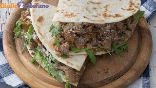 Piadina salsiccia e cipolle [upl. by Allertse]